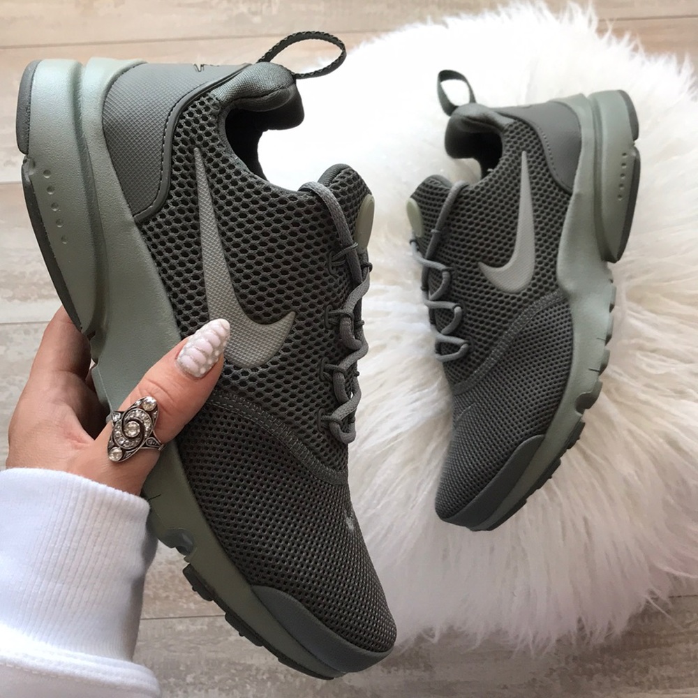 NWT Nike Presto fly - Picture 2 of 8